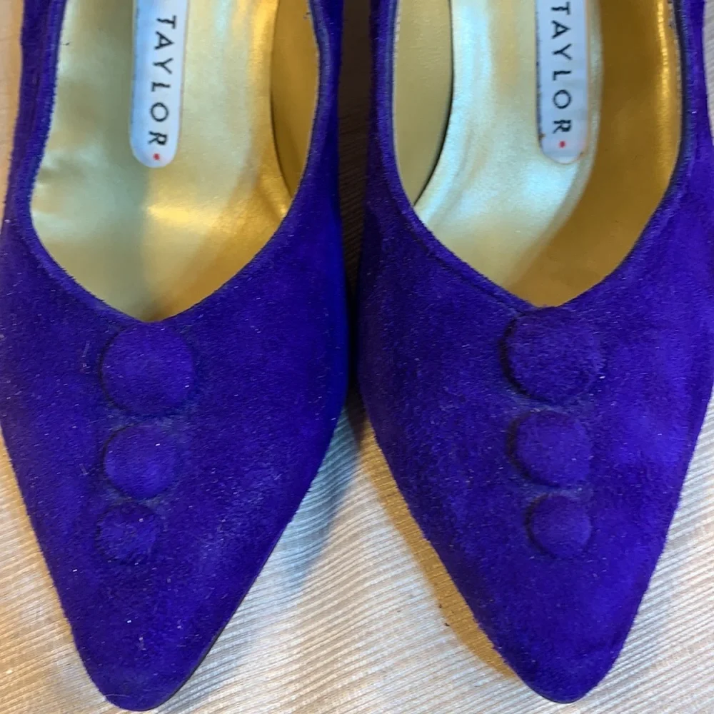 Morgan Taylor Old Hollywood leather vintage pumps